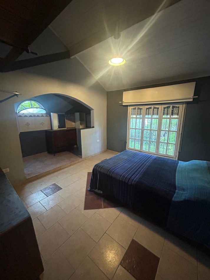 CASA 4 AMBIENTES CON PARQUE