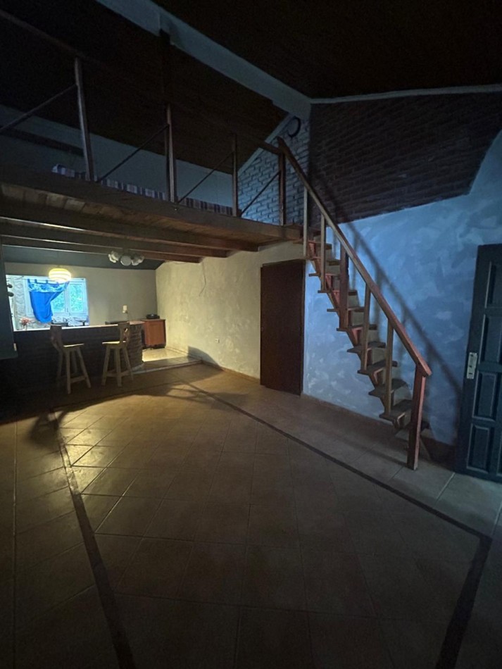 CASA 4 AMBIENTES CON PARQUE