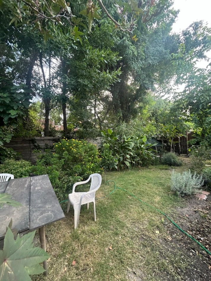 CASA 4 AMBIENTES CON PARQUE