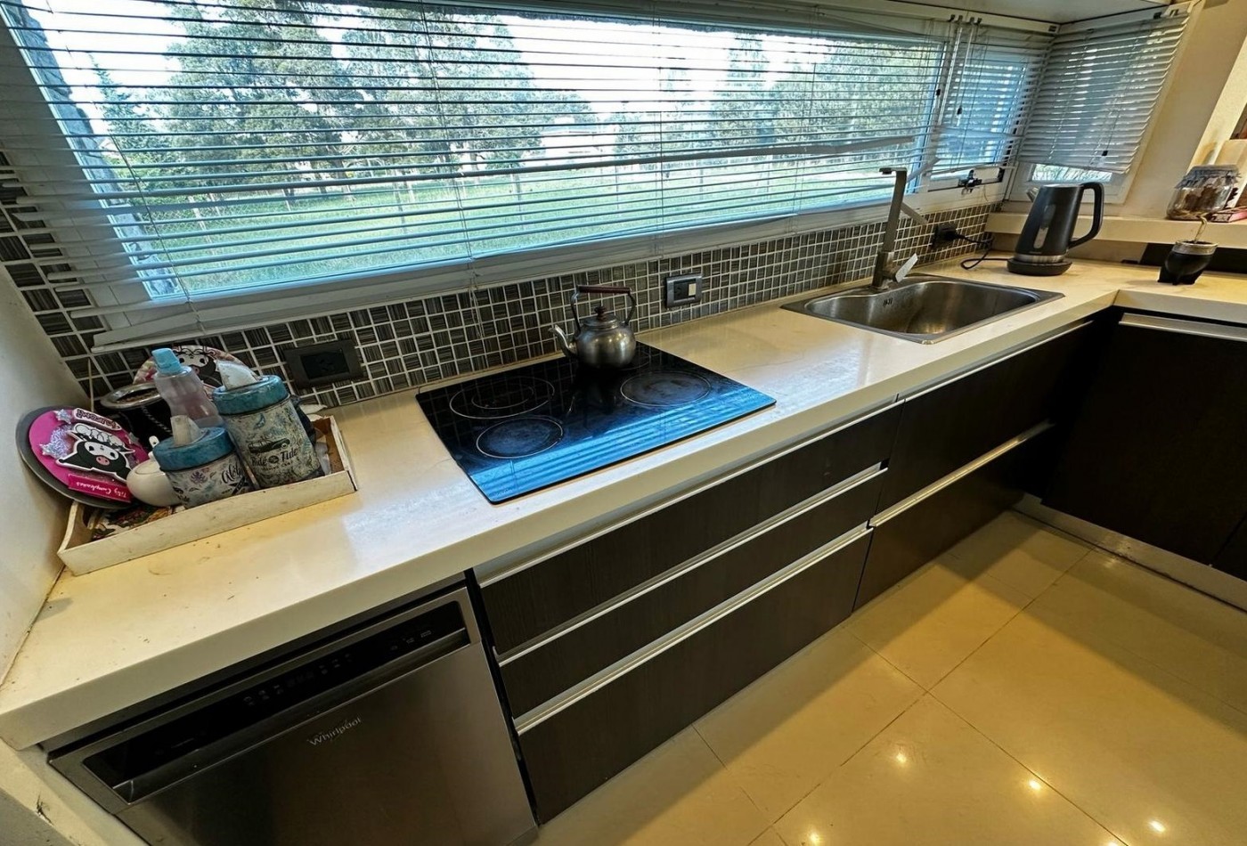 ALQUILER CASA 5 AMBIENTES 12 MESES EN ACANTILADOS