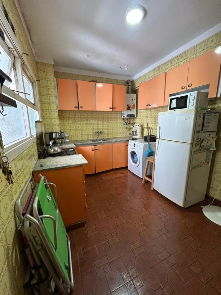 ALQUILER 3 AMBIENTES SOBRE AVENIDA COLON 