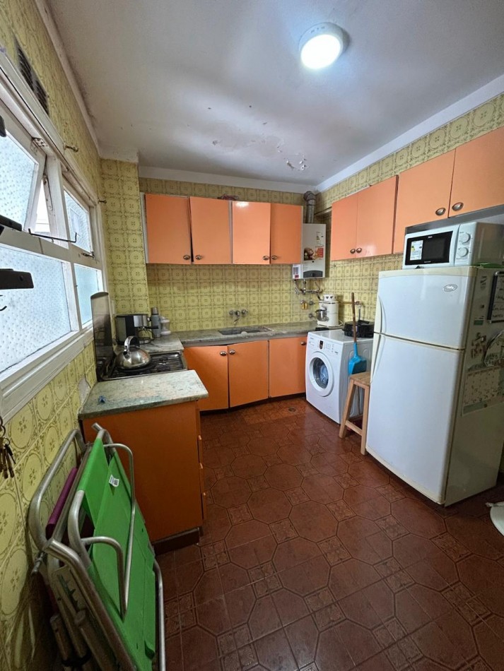 ALQUILER 3 AMBIENTES SOBRE AVENIDA COLON 