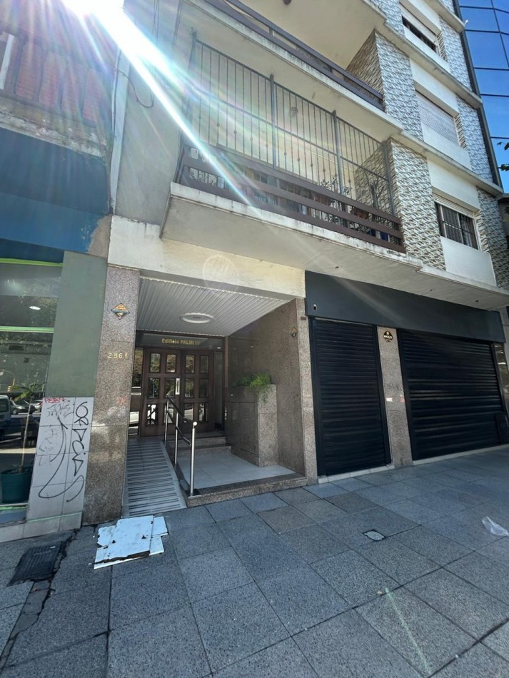 ALQUILER 3 AMBIENTES SOBRE AVENIDA COLON 