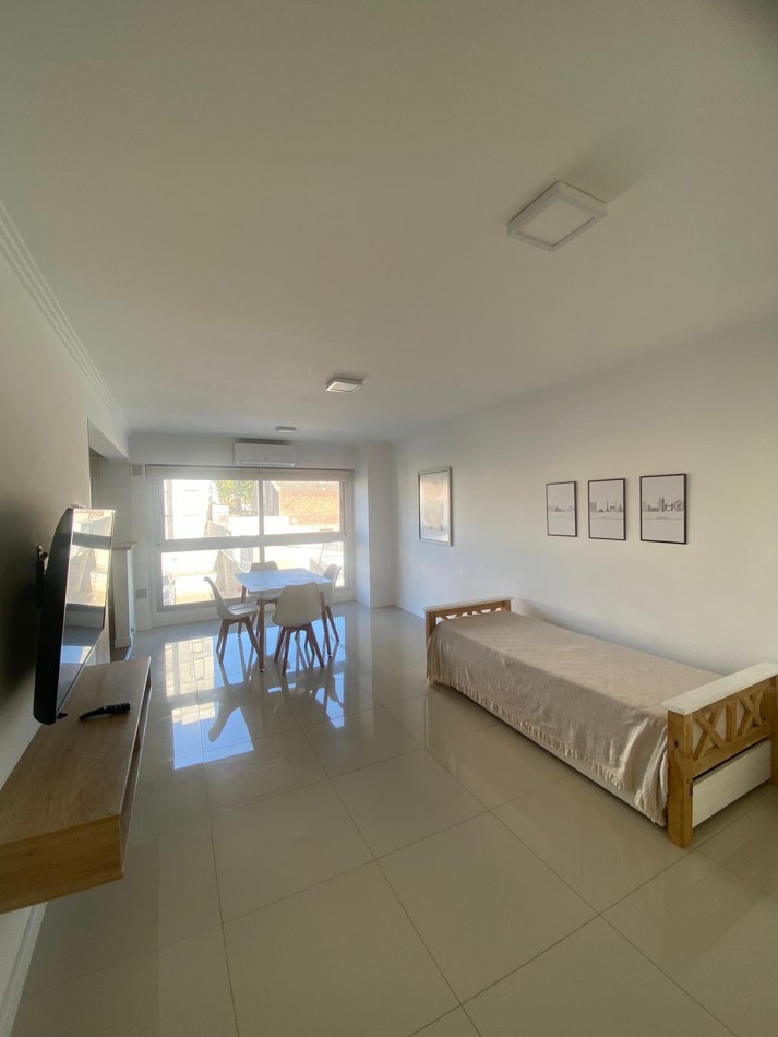 ALQUILER MONOAMBIENTE CON COCHERA 24 MESES