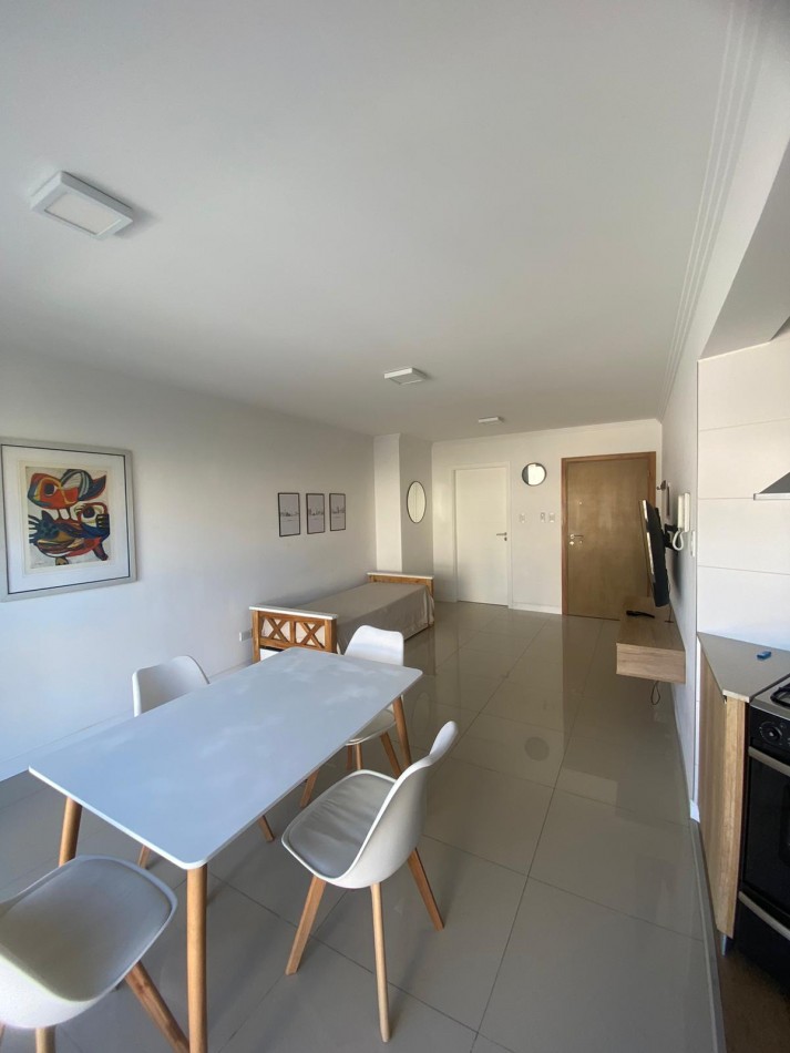 ALQUILER MONOAMBIENTE CON COCHERA 24 MESES