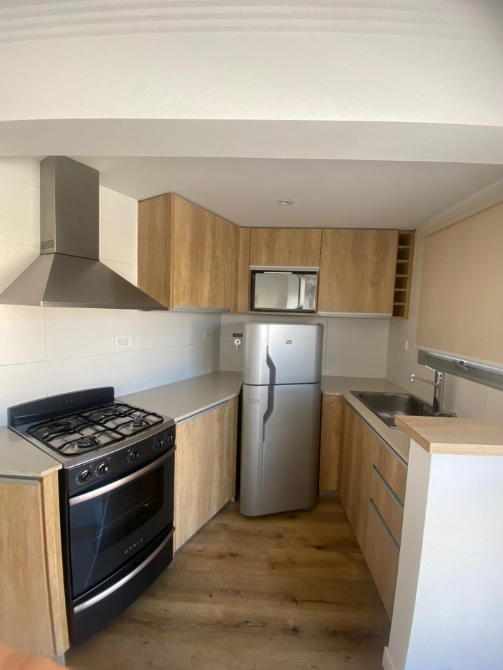 ALQUILER MONOAMBIENTE CON COCHERA 24 MESES