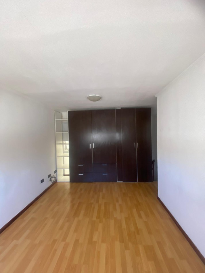 ALQUILER PH DE 2 AMBIENTES CON COCHERA 24 MESES