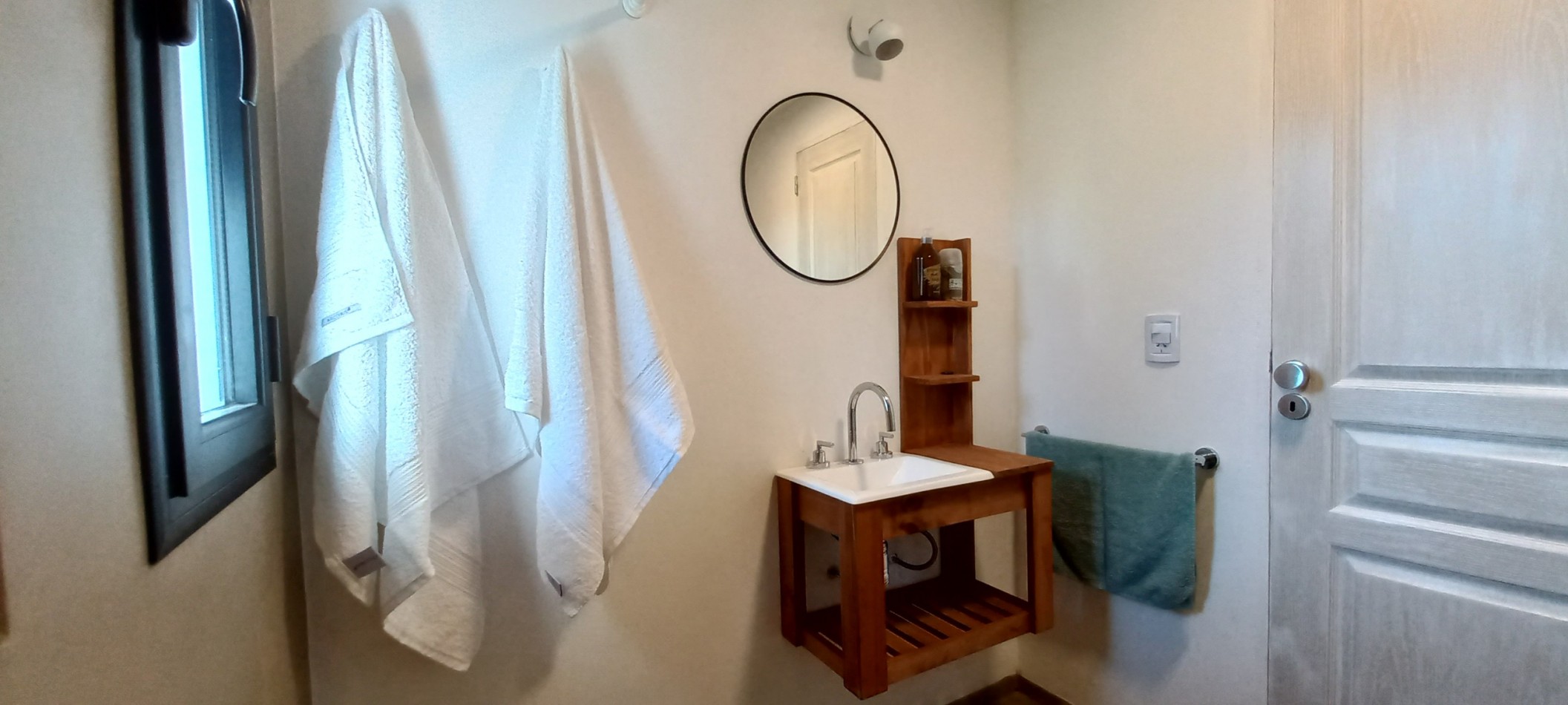 ALQUILER CASA 3 AMBIENTES CON DEPENDENCIA,  PILETA Y PARRILLA 24 MESES