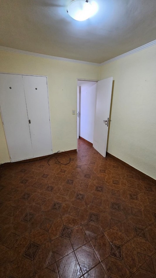 2 AMBIENTES CON BALCON