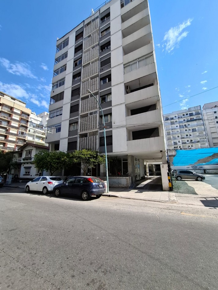 2 AMBIENTES CON BALCON