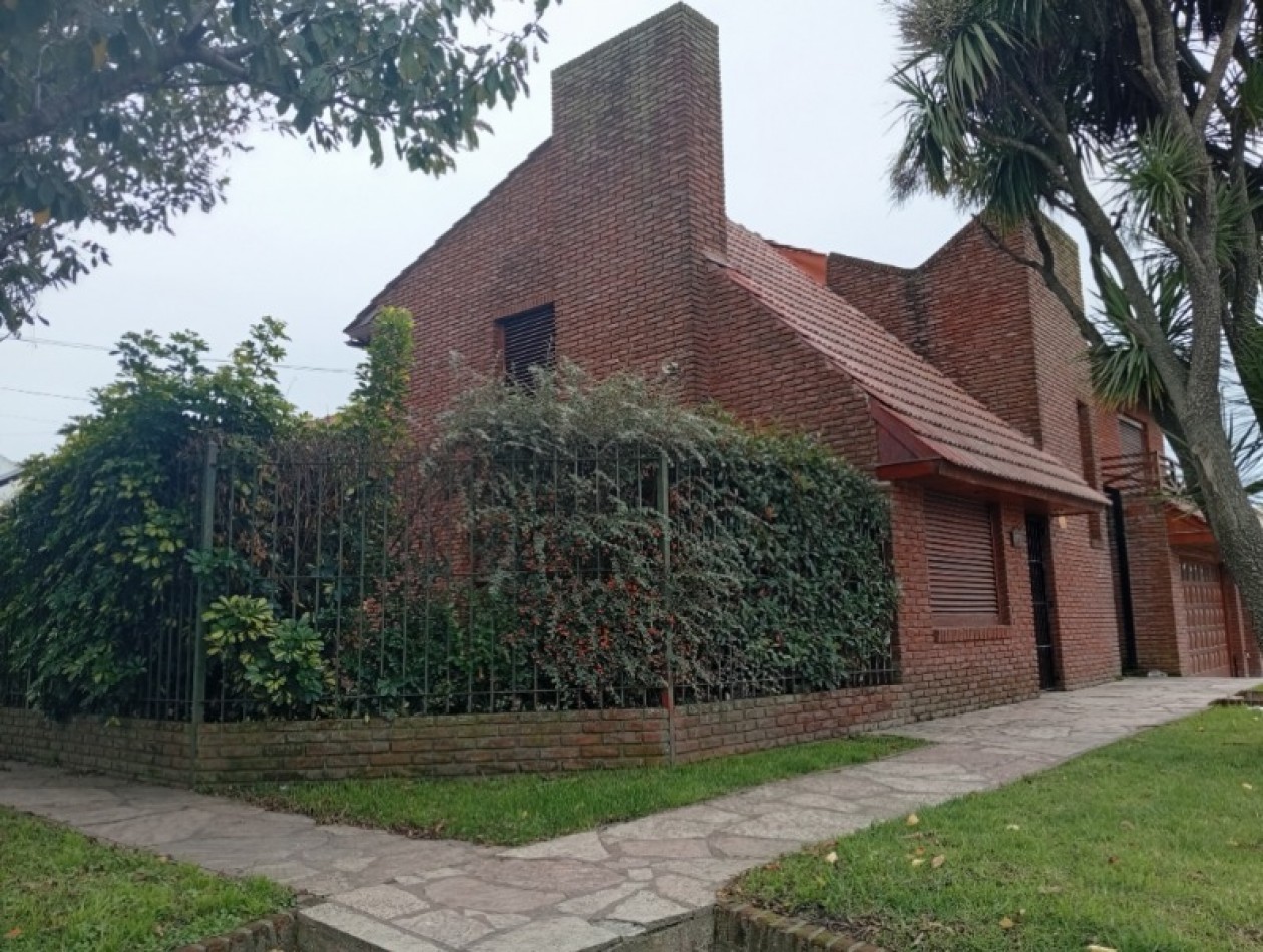 CHALET 6 AMBIENTES COLINAS DE PERALTA RAMOS