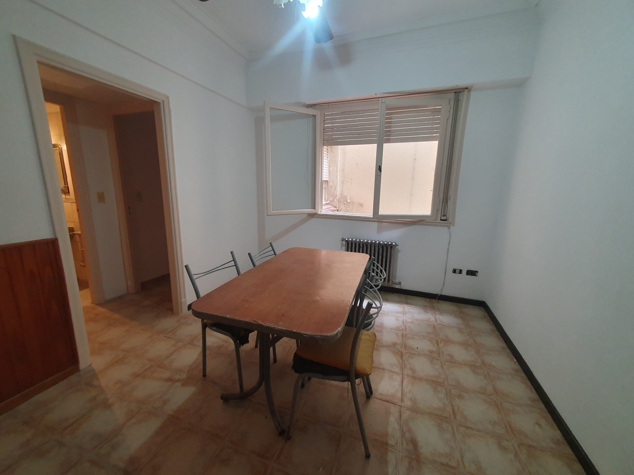 2 AMBIENTES CORDOBA Y SAN MARTIN 