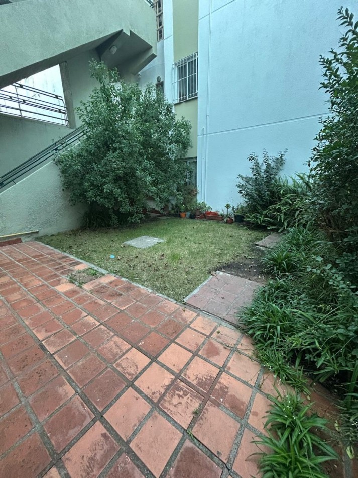 ALQUILER 3 AMBIENTES CON PATIO 24 MESES