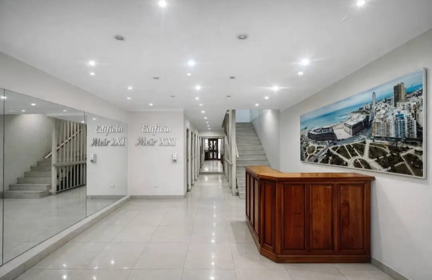 2 AMBIENTES CON DEPENDENCIA, BALCON A LA CALLE Y PATIO 