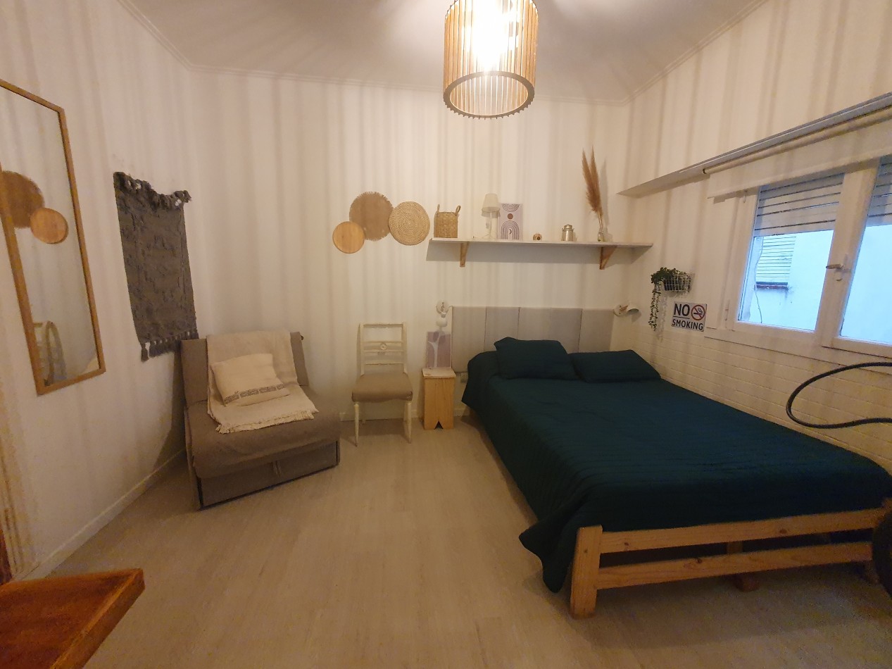 AMBIENTE  A UNA CUADRA DE PLAZA COLON 