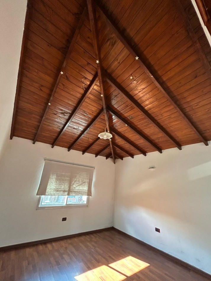 CASA 6 AMBIENTES EN ALQUILER 24 MESES