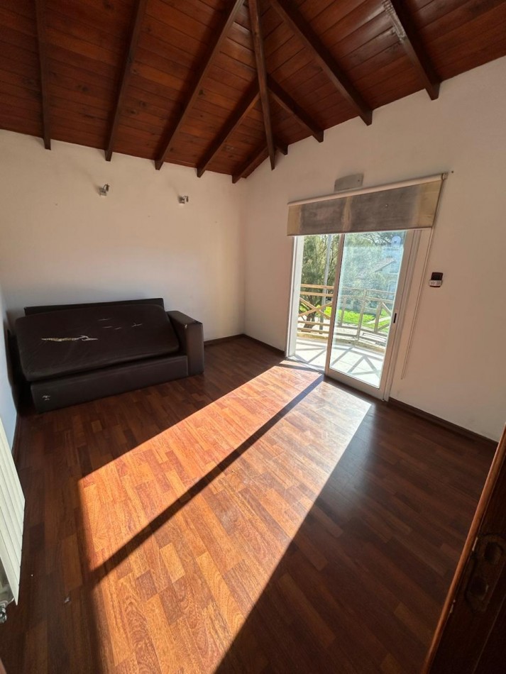 CASA 6 AMBIENTES EN ALQUILER 24 MESES