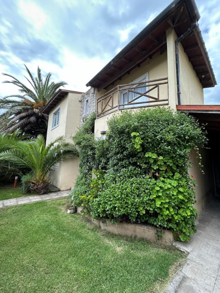 CASA 6 AMBIENTES EN ALQUILER 24 MESES