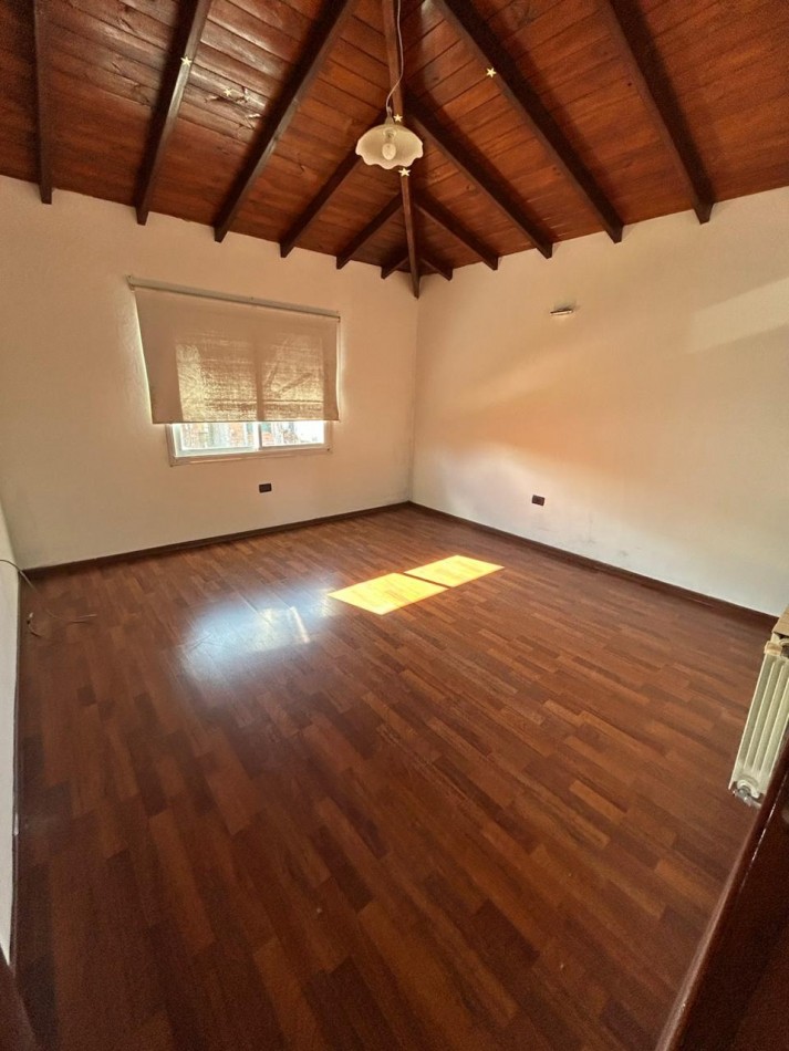 CASA 6 AMBIENTES EN ALQUILER 24 MESES