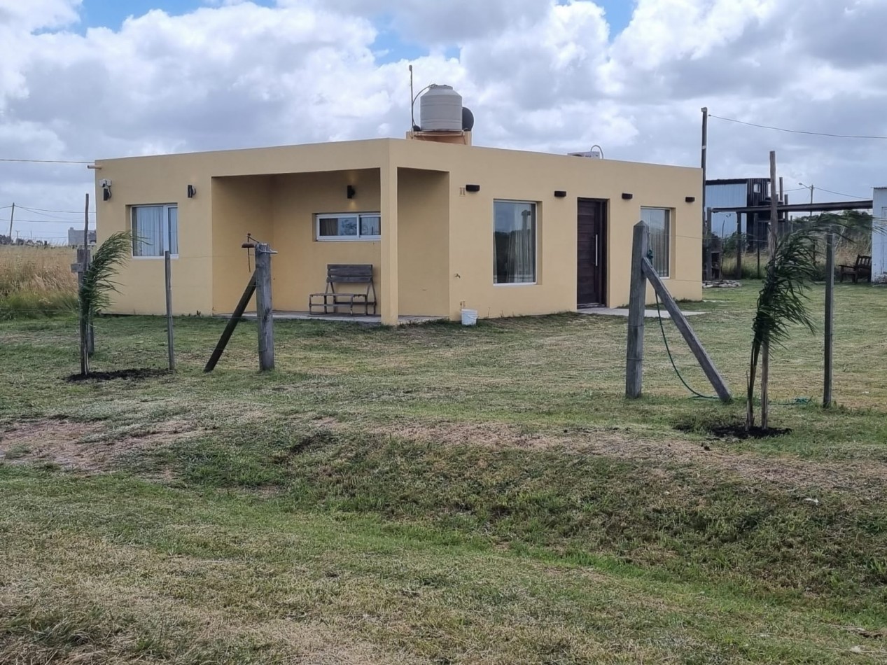 CASA DE 3 AMBIENTES EN CHAPADMALAL