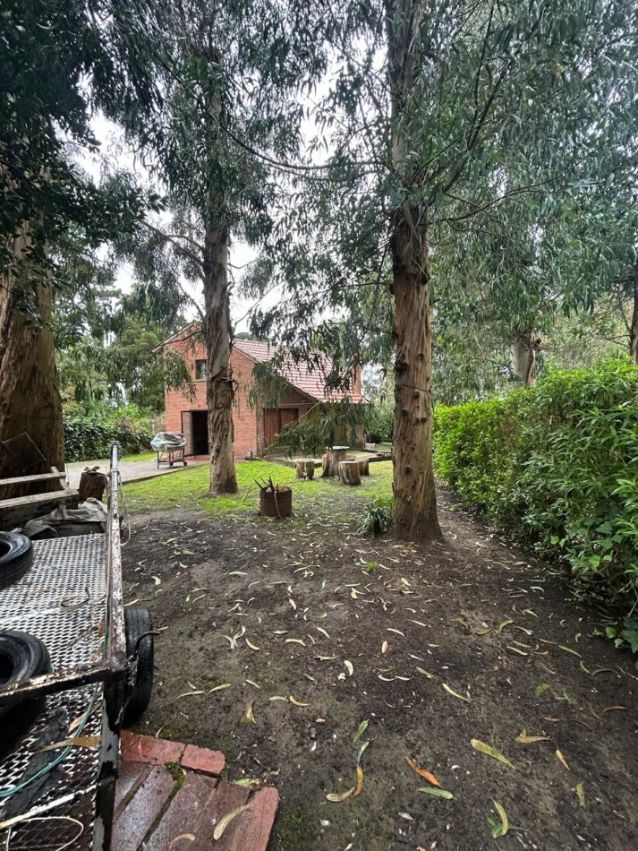 Casa 4 ambientes, con planos aprobados para ampliar.