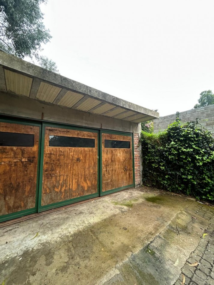 Casa 4 ambientes, con planos aprobados para ampliar.