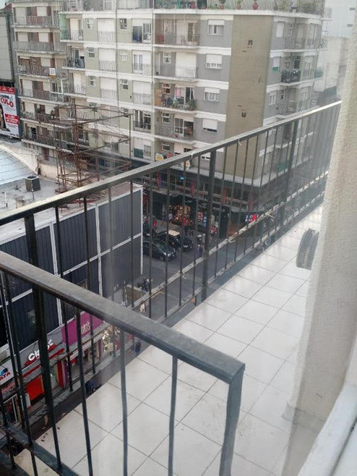 ALQUILER 3 AMBIENTES CON DEPENDENCIA Y BALCON 24 MESES