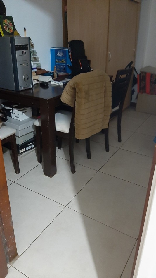 MONOAMBIENTE CON PATIO. CHAUVIN. PERMUTA MAYOR VALOR.