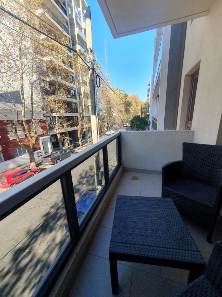 Hermoso Semipiso de 3 ambientes con cochera en Plaza Mitre