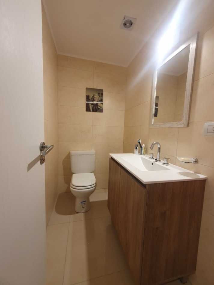 Hermoso Semipiso de 3 ambientes con cochera en Plaza Mitre