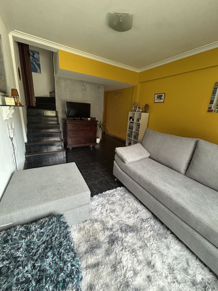 Duplex de 4 ambientes en el barrio Faro Norte.