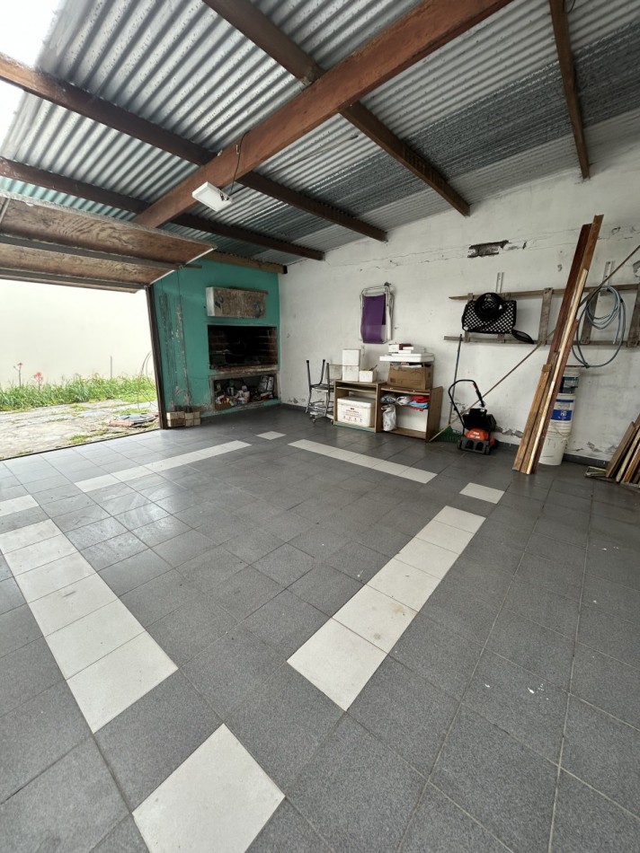 Duplex de 4 ambientes en el barrio Faro Norte.