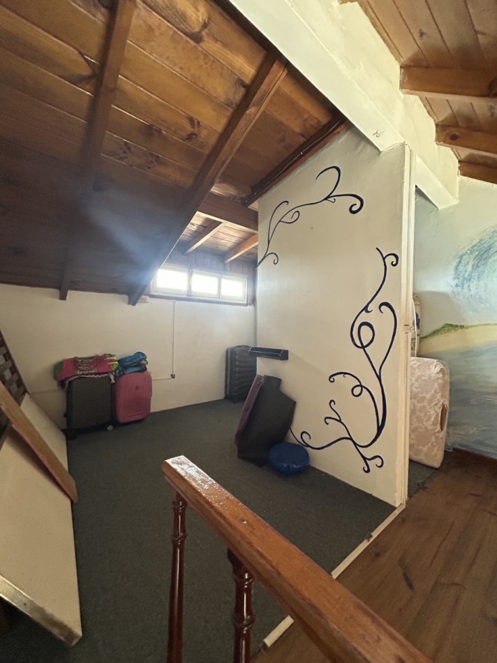 Duplex de 4 ambientes en el barrio Faro Norte.