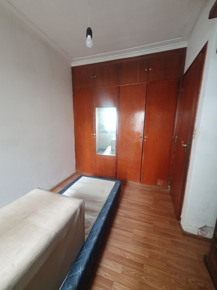 CASA 3 AMBIENTES CON GARAJE Y PATIO 