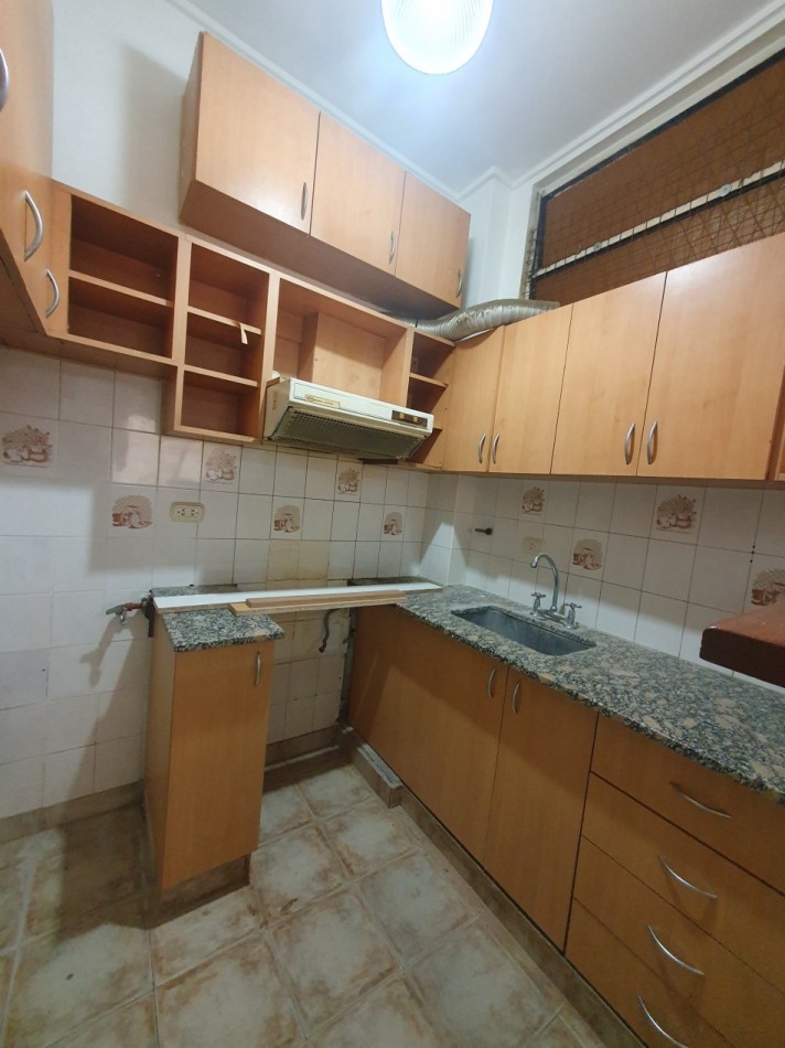 2 AMBIENTES CORDOBA Y SAN MARTIN 