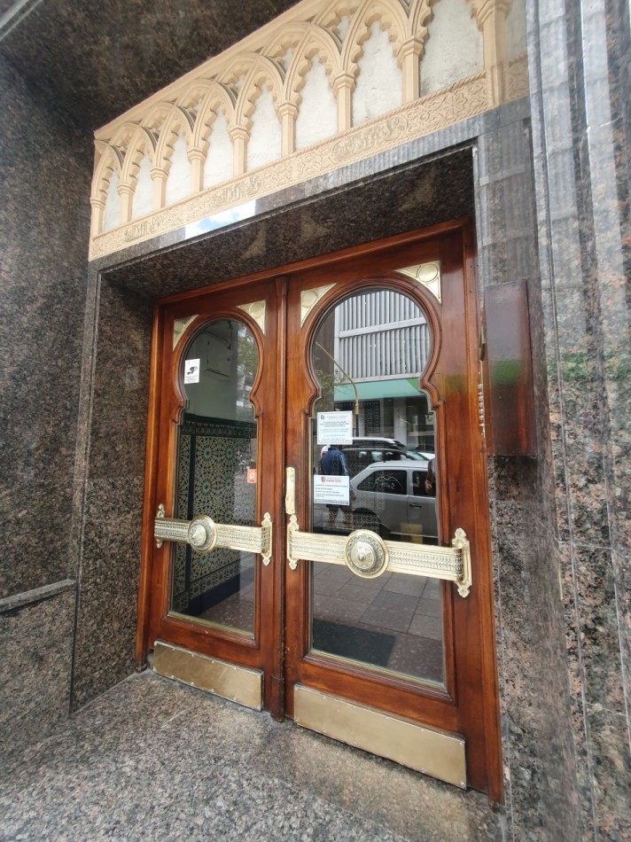 2 AMBIENTES CORDOBA Y SAN MARTIN 