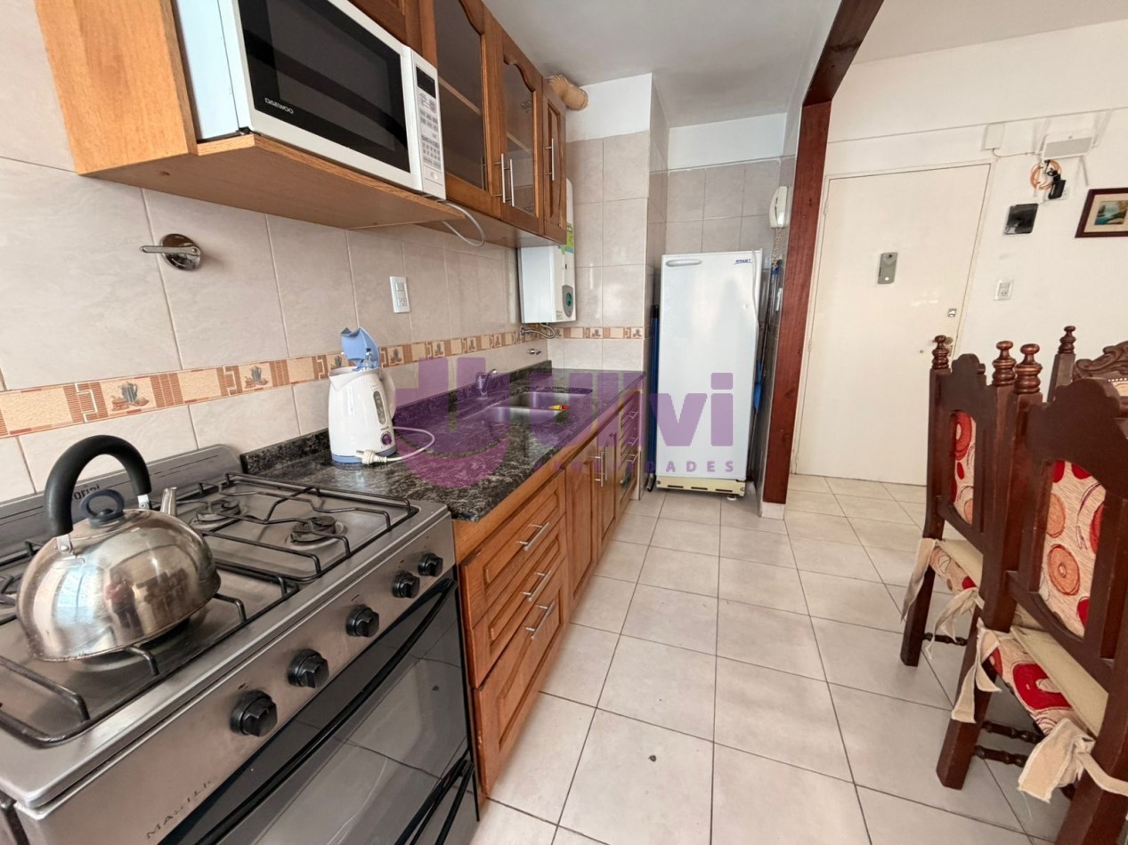 3 AMBIENTES CON VISTA AL MAR  