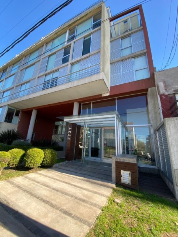 DEPARTAMENTO DE 1 AMBIENTE A LA CALLE CON VISTA AL MAR