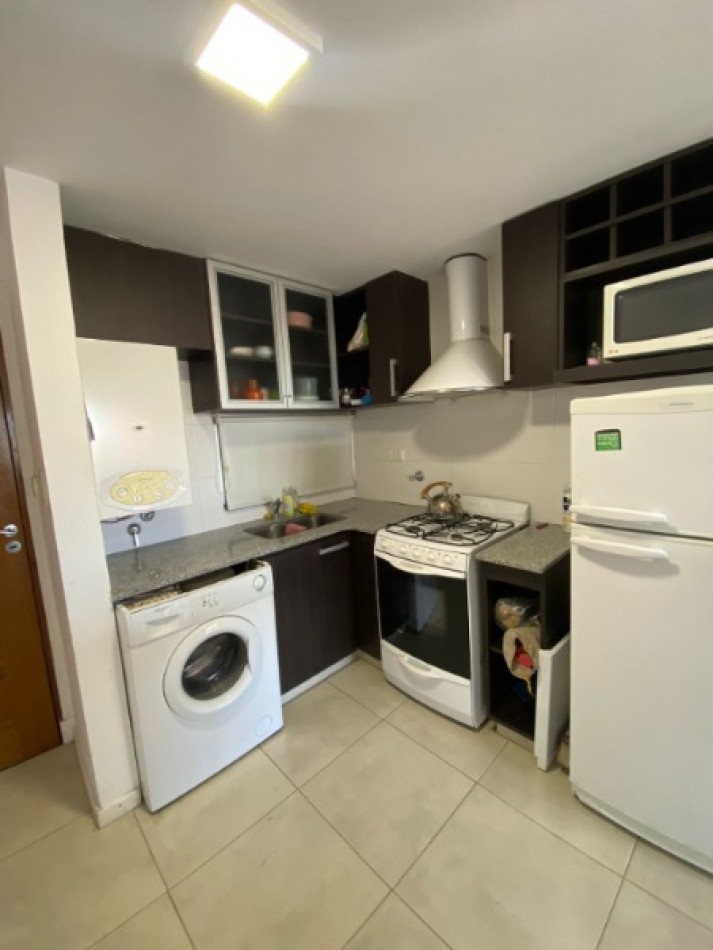 DEPARTAMENTO DE 1 AMBIENTE A LA CALLE CON VISTA AL MAR