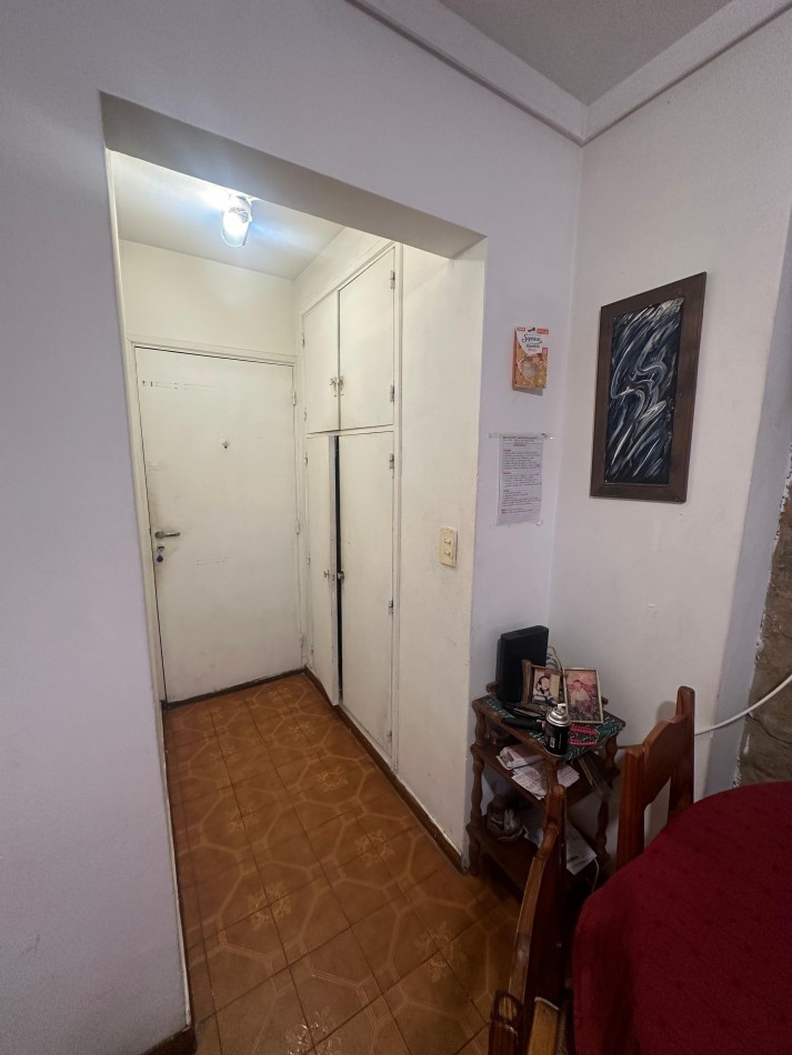 Departamento 1 ambiente y medio dividido    Z/ Aldrey    Alberti  y Santa Fe