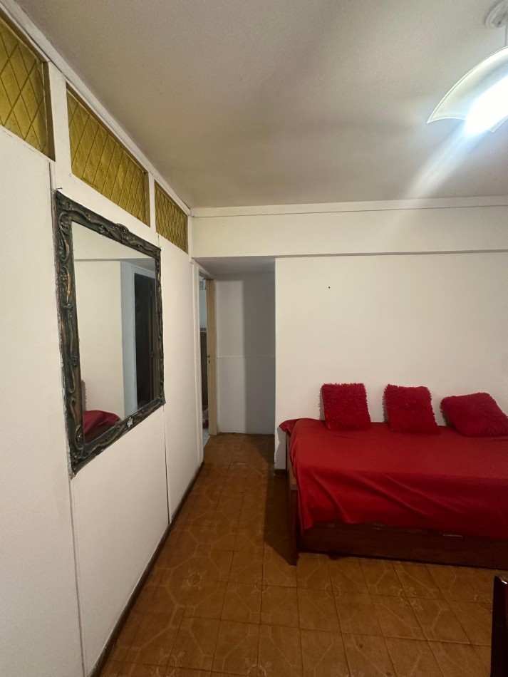 Departamento 1 ambiente y medio dividido    Z/ Aldrey    Alberti  y Santa Fe