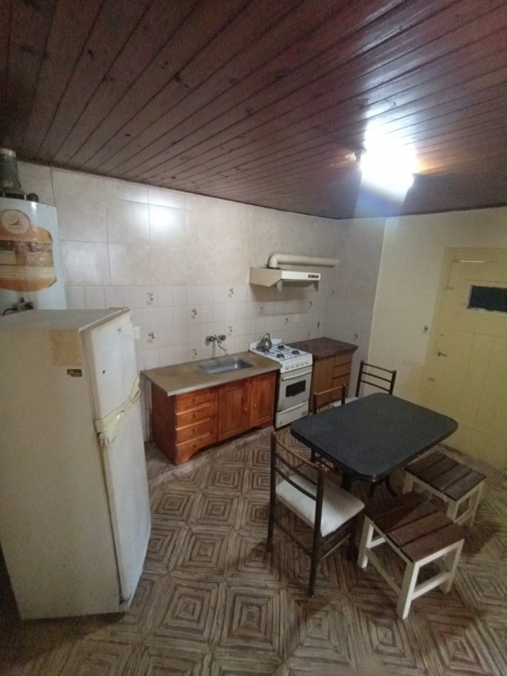 Casa de 3 ambientes + monoambiente Z/ Regional