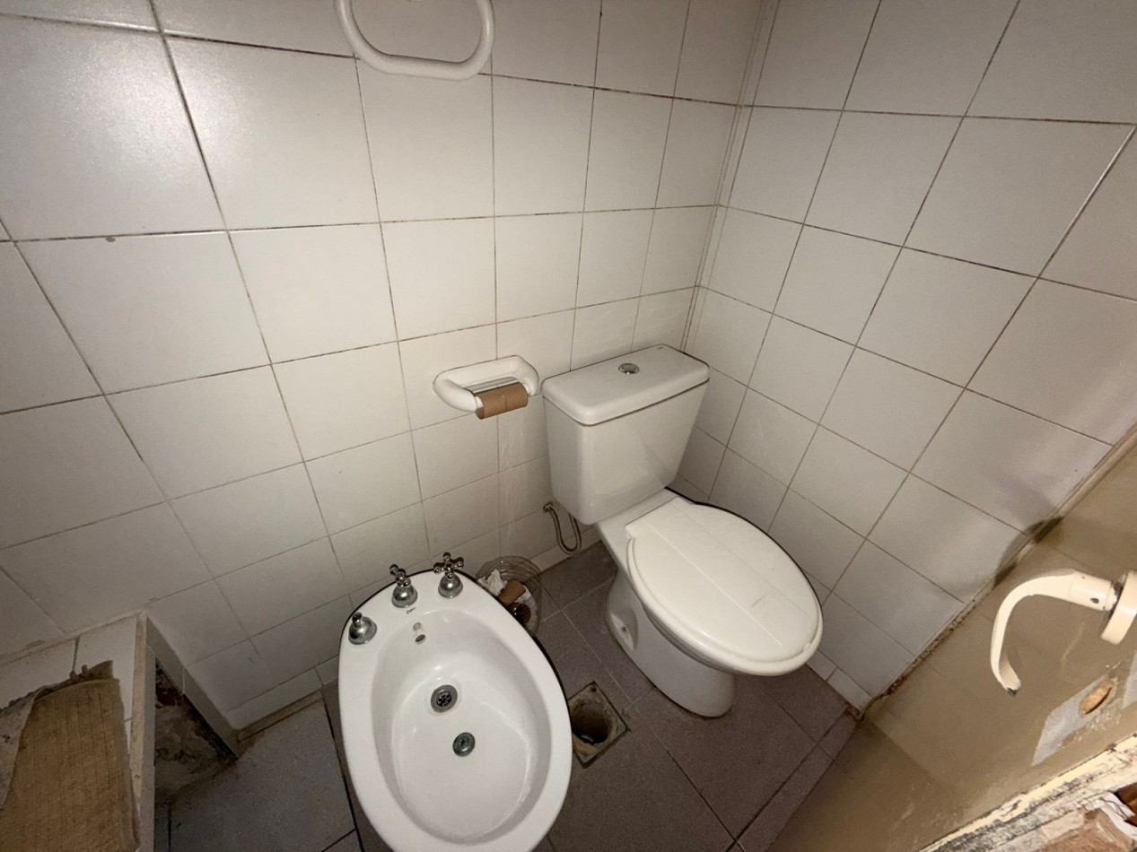 CASA 3 AMBIENTES EN LOMAS DEL GOLF