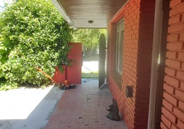 Chalet en  PH 5 ambientes en villa primera