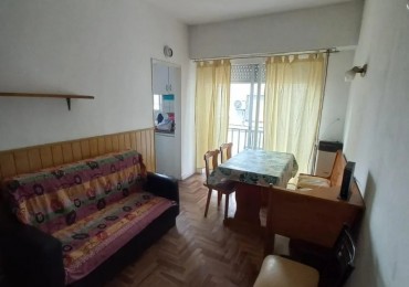 DEPARTAMENTO 1 AMBIENTE DIVIDIDO, UBICADO A 100 METROS DEL MAR