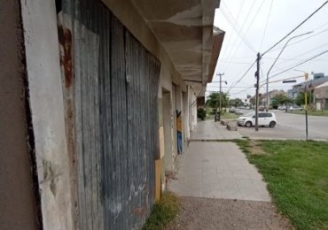 Venta en block de Locales  Z/ Puerto 