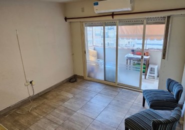 2 AMBIENTES CON BALCON