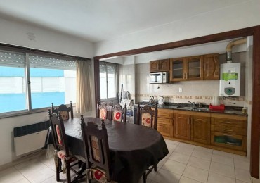 3 AMBIENTES CON VISTA AL MAR  