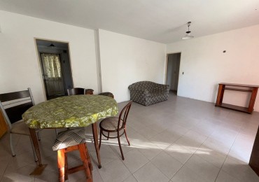 CASA 3 AMBIENTES EN LOMAS DEL GOLF